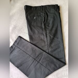 Van Heusen Boy's Black Dress Pants Size 10